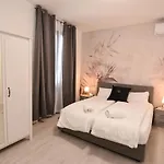 Sunset - Enjoy Lodge