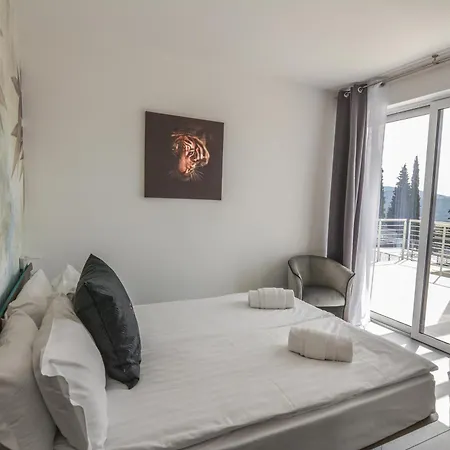 Sunset - Enjoy Lodge Garda (Verona)