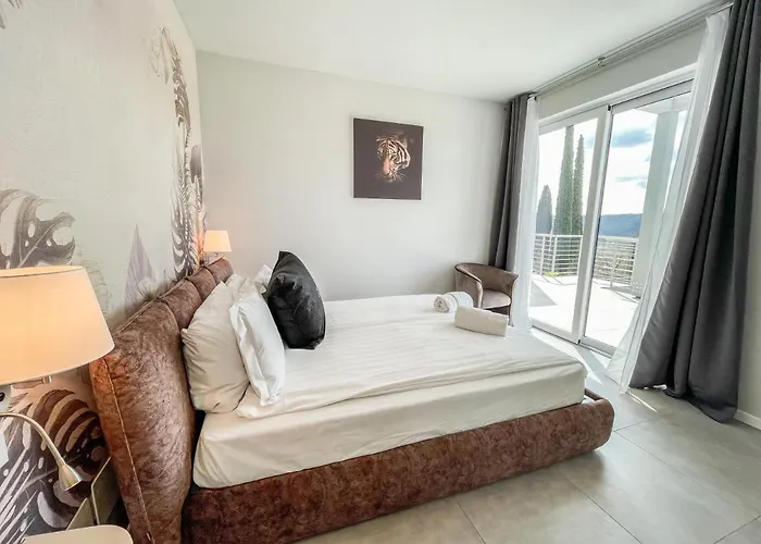 Sunset - Enjoy Lodge *