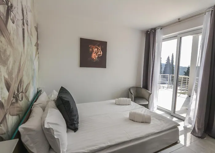 Sunset - Enjoy Lodge Garda (Verona)