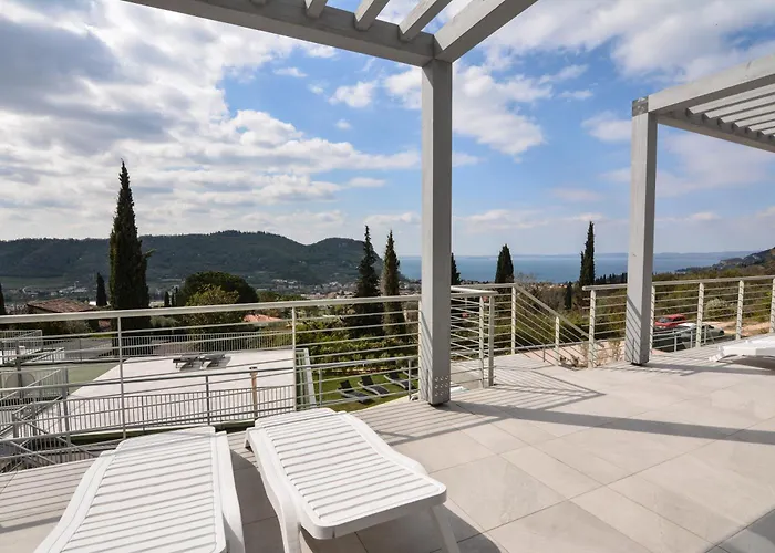 Sunset - Enjoy Lodge *